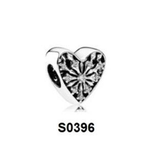 Charm tim đá tuyết S0396