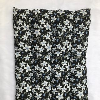 Nệm ngồi dài nhấn nút 60x40 cm