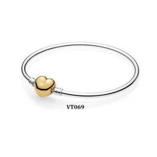 Vòng cứng cơ bản chốt tim màu gold Vt069