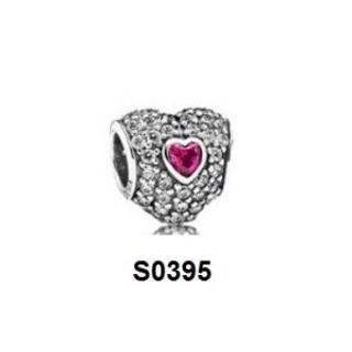 Charm tim đá hồng S0395