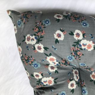 Nệm ngồi dài nhấn nút 60x40 cm