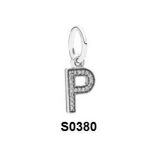 Charm treo chữ P S0380