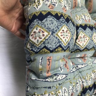 - Nệm ngồi dài nhấn nút 80x50 cm