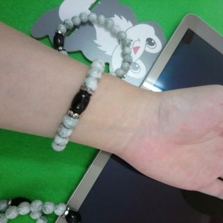 Chuỗi xám mix đeo tay