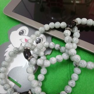 Chuỗi xám mix đeo tay