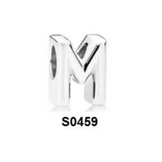 Charm chữ M S0459
