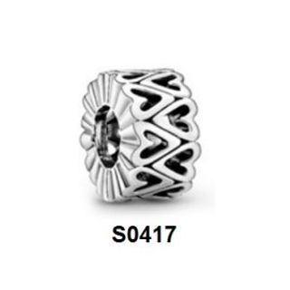 Charm spacer họa tiết tim S0417