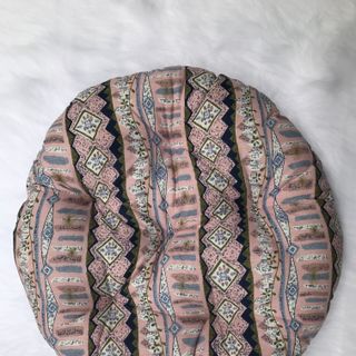 Nệm ngồi tròn nhấn nút phi 50 cm