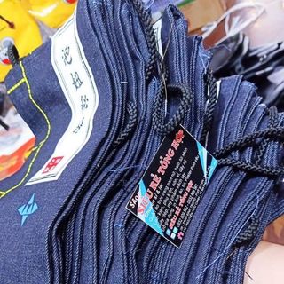 TÚI CHÉO UNISEX HÌNH SÁCH CỔ TRANG ĐỘC LẠ 
Chất liệu : vải jean mềm
