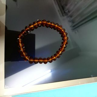Chuỗi đeo tay pha lê nâu