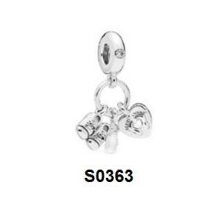 Charm treo giày treo giày,bình sữa, dấu chân S0363