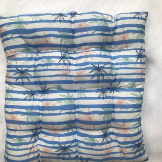Nệm ngồi vuông nhấn nút 40x40 cm