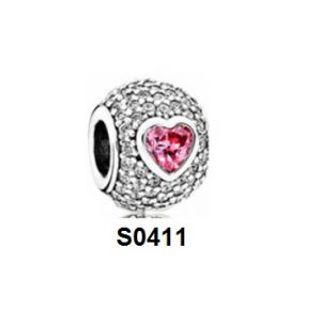 Charm pave đá trắng tim hồng S0411