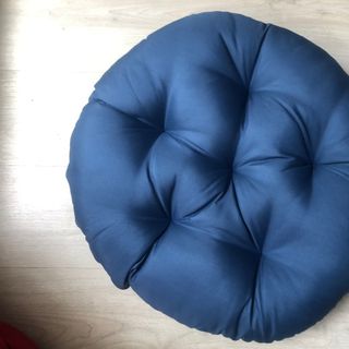 Nệm ngồi tròn nhấn nút 40 cm