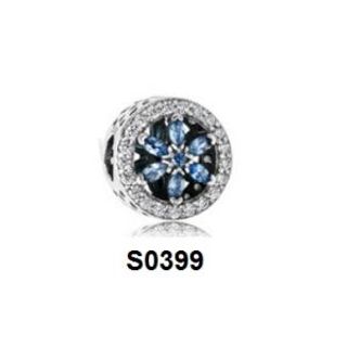 Charm hoa tuyết xanh S0399