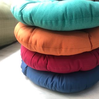 Nệm ngồi tròn nhấn nút 40 cm
