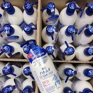 DƯỠNG THỂ TRẮNG DA NHẬT BẢN