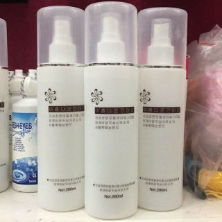 Xịt dưỡng tóc giả