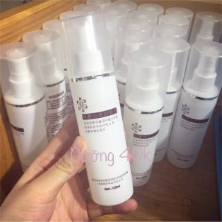 Xịt dưỡng tóc giả