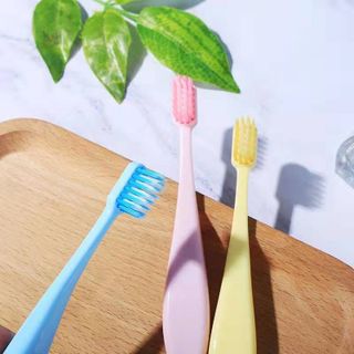 BÀN CHẢI ĐÁNH RĂNG CHO BÉ