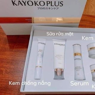Bộ mỹ phẩm kayoko plus