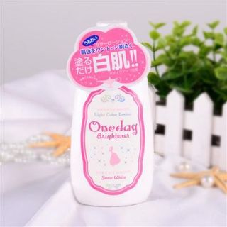 Kem Dưỡng Trắng Da One Day Brightener 120ml