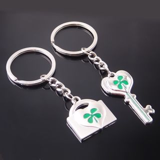 Móc Khóa Couple Ổ Khóa Và Chìa Khóa cỏ 4 lá