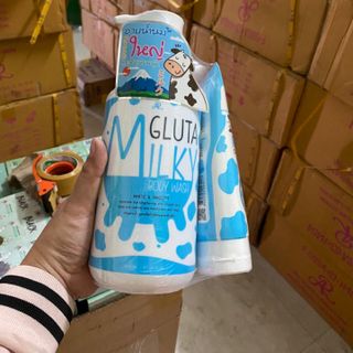 Sữa tắm Milky Gluta