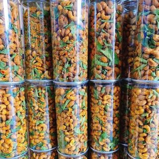 Hạt điều sấy lá chanh nha khách lon pet 500g