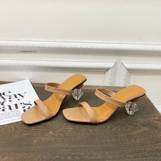 DÉP GUỐC ĐẾ MIKA CAP CẤP KG107