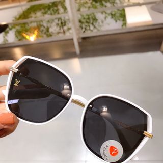 MẮT KÍNH 2344