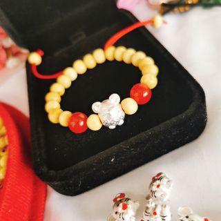 Vòng dâu tằm chuột bạc mới