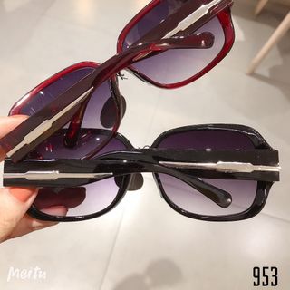 MẮT KÍNH 953