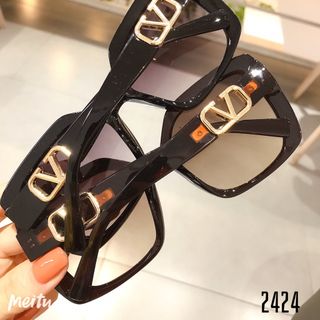 MẮT KÍNH 2424