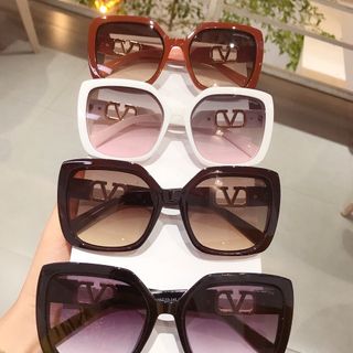 MẮT KÍNH 2424