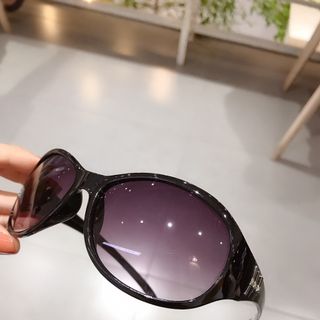 MAT KINH 105