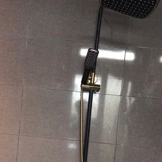 Bộ sen cây tắm đứng nóng lạnh  EL-S914 Đen vàng