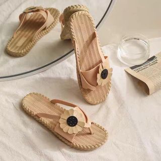 Dép hoa nhựa dẻo