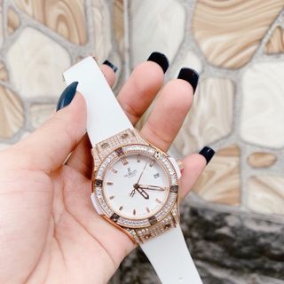 HUBLOT HỒNG DÂY CAO SU VỎ VÀNG