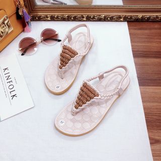 Giay sandal tam giac