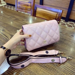 Túi xách ra trong nhiều ngan