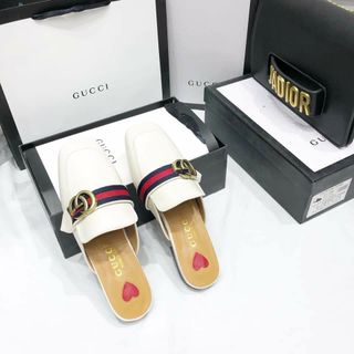 Dép nữ