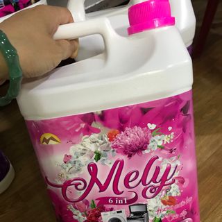 Nước giặt mely 5 lit