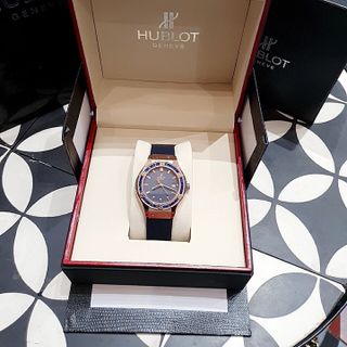 ĐỒNG HỒ HUBLOT NIỀN ĐÁ MÀU - XANH CÔ BAN