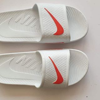 Dép siêu nhẹ,siêu bền