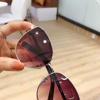 MẮT KÍNH 653