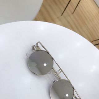 MẮT KÍNH 140