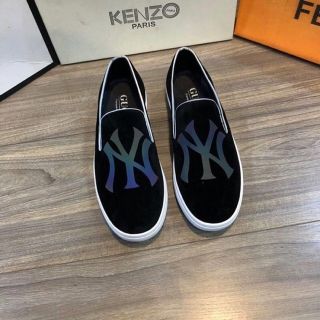 Giày slipon nam thêu ong 38-43