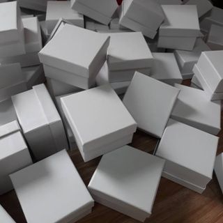Hộp đựng đồng hồ
