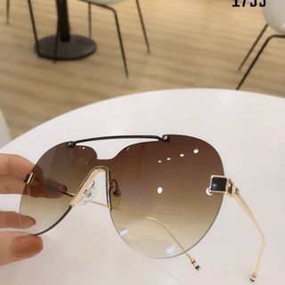 MẮT KÍNH 1735